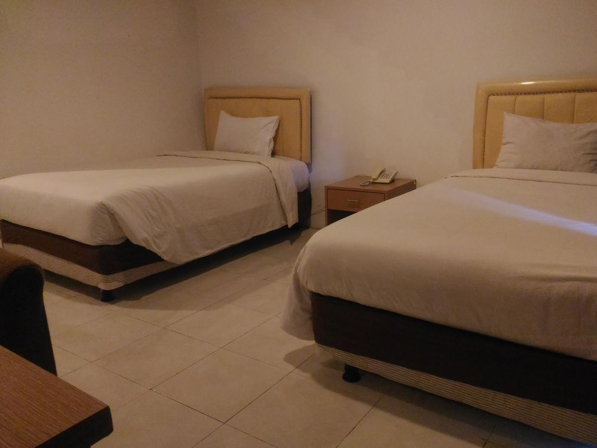 Grand Royal Taliwang Hotel Zimmer foto
