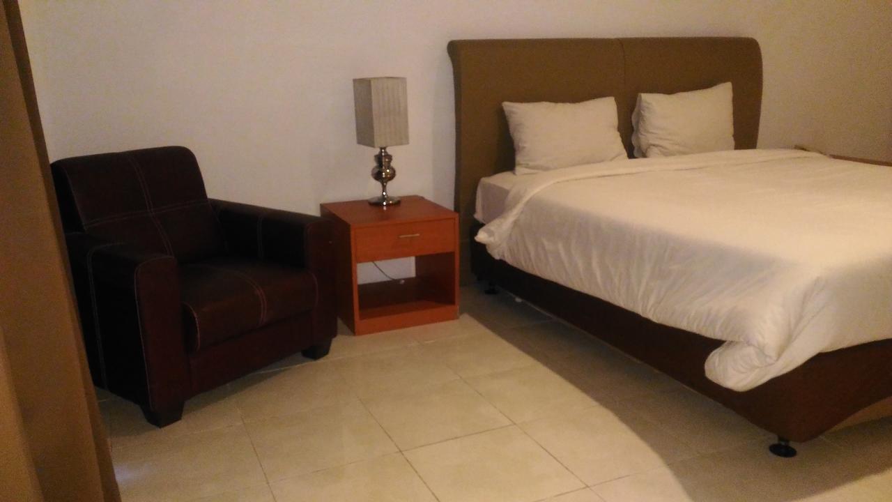 Grand Royal Taliwang Hotel Zimmer foto
